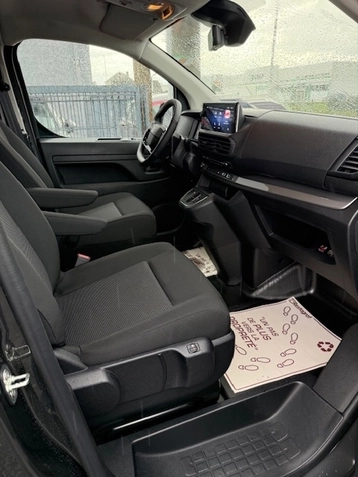 Image véhicule  Opel VIVARO (19)