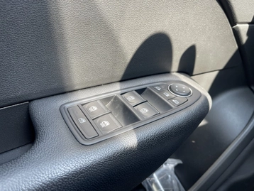 Image véhicule  Renault ARKANA (24)