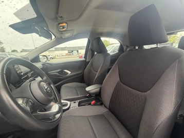 Image véhicule  Toyota YARIS (16)