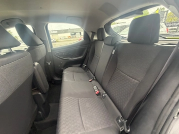 Image véhicule  Toyota YARIS (21)