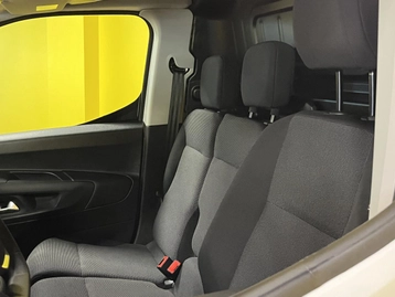 Image véhicule  Peugeot PARTNER (42) Image véhicule  Peugeot PARTNER (42)