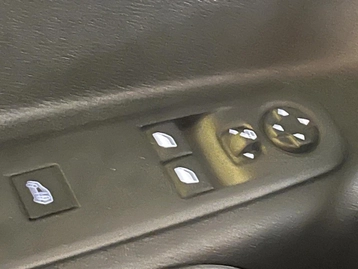 Image véhicule  Peugeot PARTNER (5) Image véhicule  Peugeot PARTNER (5)