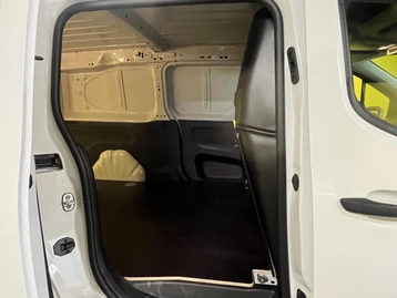 Image véhicule  Peugeot PARTNER (19) Image véhicule  Peugeot PARTNER (19)