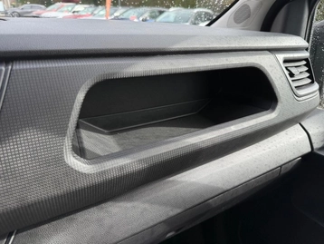 Image véhicule  Renault TRAFIC (32)
