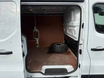 Image véhicule  Renault TRAFIC (20)