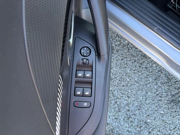 Image véhicule  Peugeot 2008 (18)