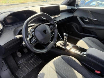 Image véhicule  Peugeot 2008 (30)
