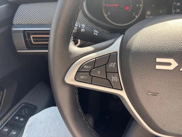 Image véhicule  Dacia SANDERO (24)