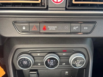 Image véhicule  Dacia SANDERO (34)