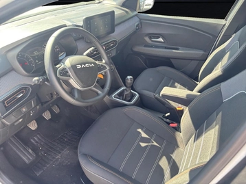 Image véhicule  Dacia SANDERO (16)