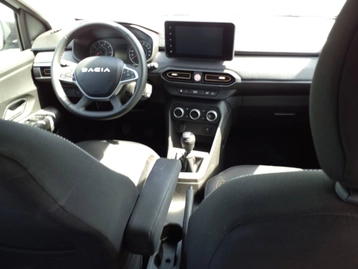 Image véhicule  Dacia SANDERO (3)