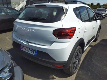 Image véhicule  Dacia SANDERO (1)