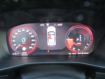 Image véhicule  Volvo XC40 (12)