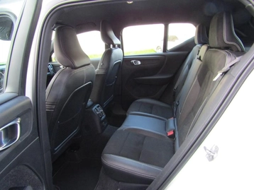 Image véhicule  Volvo XC40 (15)