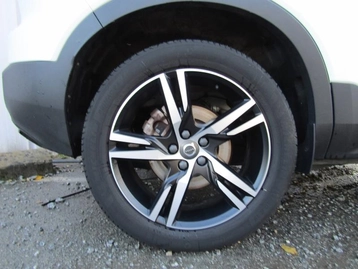 Image véhicule  Volvo XC40 (2)
