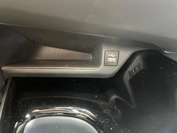 Image véhicule  Toyota C-HR (31)