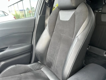 Image véhicule  Toyota C-HR (37)