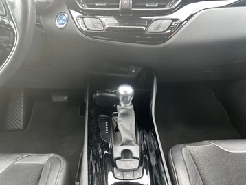 Image véhicule  Toyota C-HR (10)