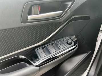 Image véhicule  Toyota C-HR (20)