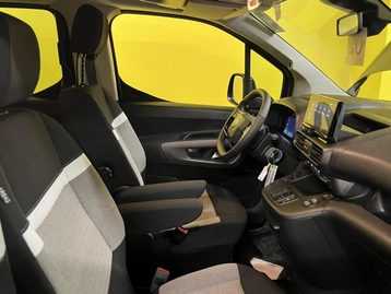 Image véhicule Citroën BERLINGO (29) Image véhicule Citroën BERLINGO (29)