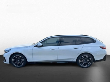 Image véhicule  BMW SÉRIE 5 TOURING (5)