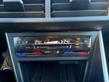 Image véhicule Volkswagen TAIGO (29) Image véhicule Volkswagen TAIGO (29)