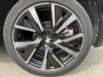 Image véhicule  Peugeot 208 (7)