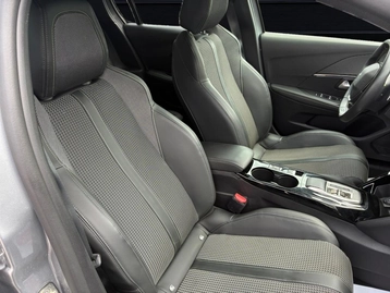 Image véhicule  Peugeot 208 (16)