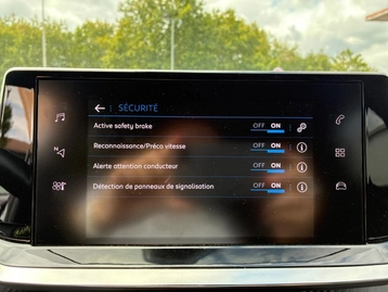 Image véhicule  Peugeot 208 (28)
