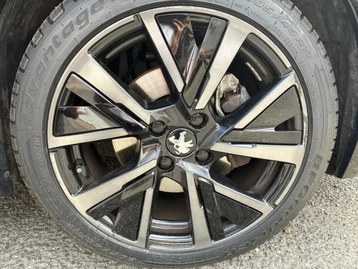 Image véhicule  Peugeot 208 (9)