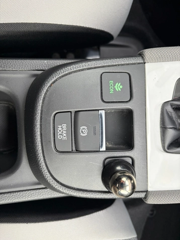 Image véhicule  Honda JAZZ CROSSTAR E:HEV (15)