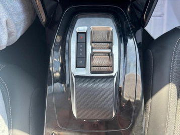 Image véhicule  Peugeot 208 (37)