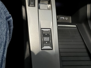Image véhicule  Peugeot 408 (23)