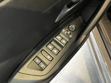 Image véhicule  Peugeot 408 (12)