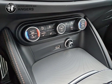 Image véhicule  Alfa Romeo STELVIO (19)