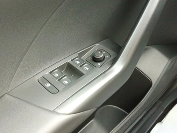 Image véhicule  Volkswagen T-CROSS (17)