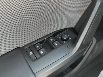 Image véhicule  Seat LEON (28)