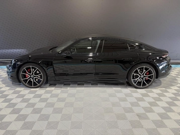 Image véhicule Porsche TAYCAN (2) Image véhicule Porsche TAYCAN (2)