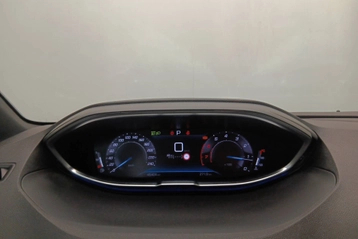 Image véhicule  Peugeot 5008 (10)