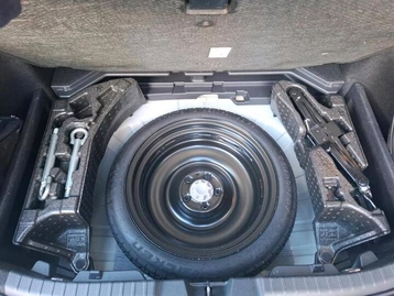 Image véhicule  Toyota COROLLA (11)