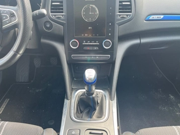 Image véhicule  Renault MEGANE (28)