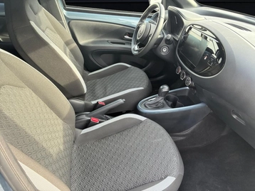 Image véhicule  Toyota AYGO X (35)