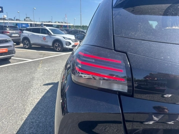 Image véhicule  Peugeot 208 (10)