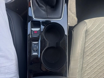 Image véhicule  Peugeot 208 (32)