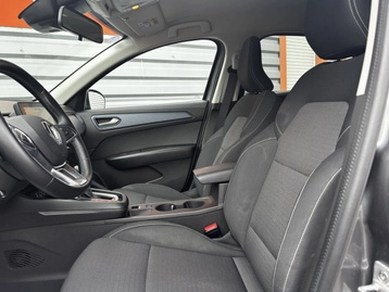 Image véhicule  Renault ARKANA (3)