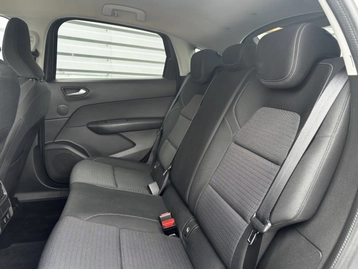 Image véhicule  Renault ARKANA (4)