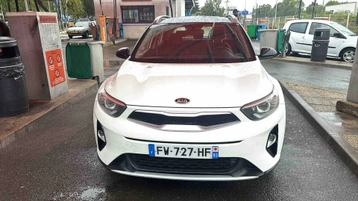 Image véhicule  Kia STONIC (2)