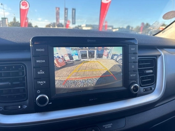 Image véhicule  Kia STONIC (20)