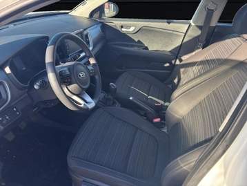 Image véhicule  Kia STONIC (9)