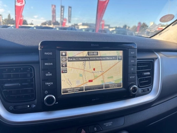 Image véhicule  Kia STONIC (21)